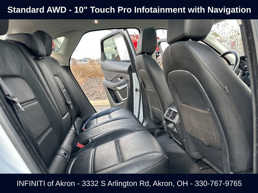 Used 2018 Jaguar E-PACE S image 34