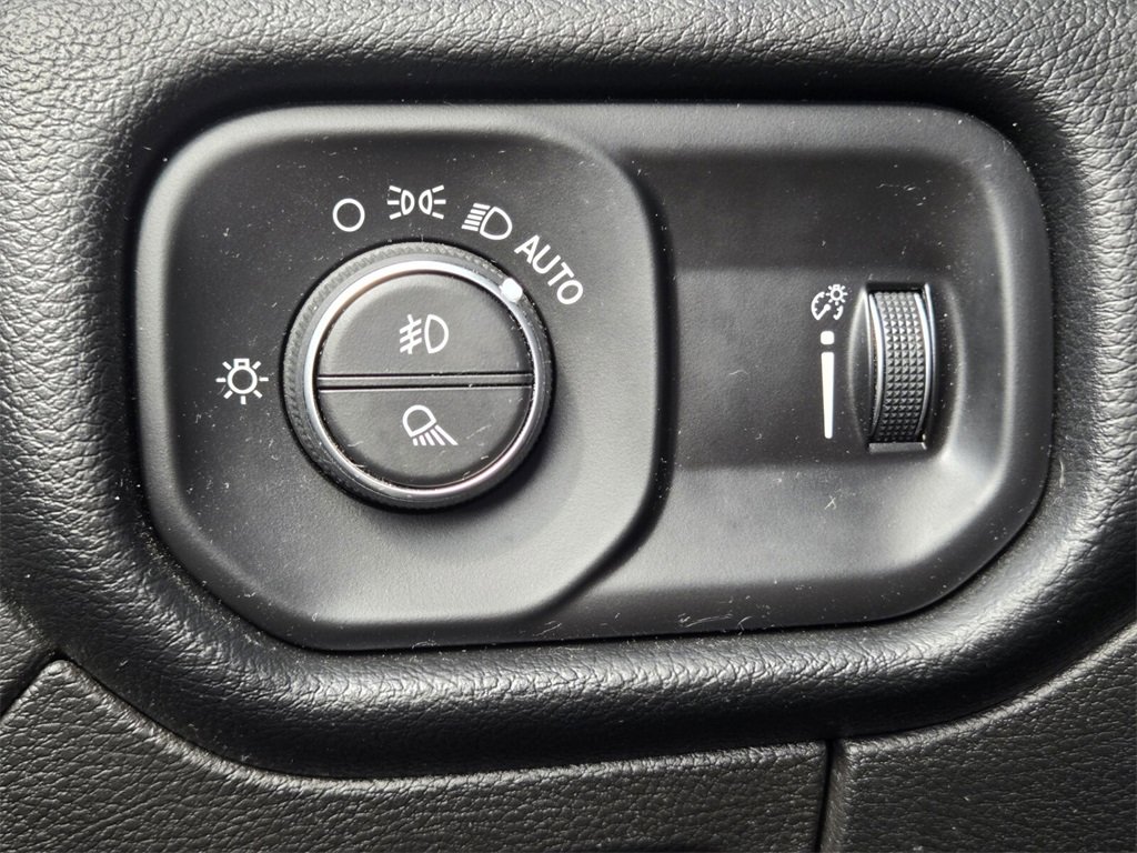 Used 2020 RAM 1500 Big Horn image 33