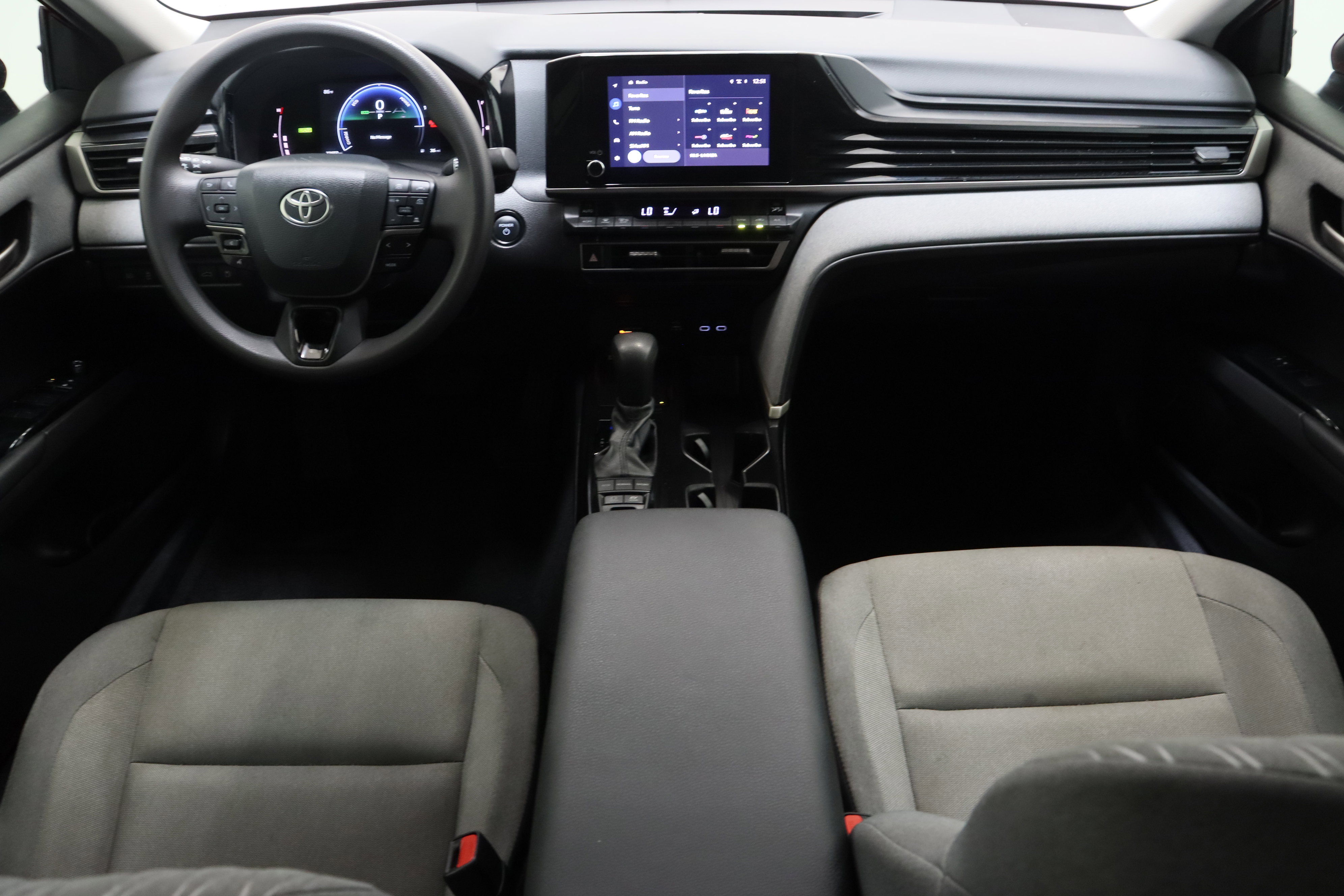 Certified 2025 Toyota Camry LE w/ Convenience Package image 29