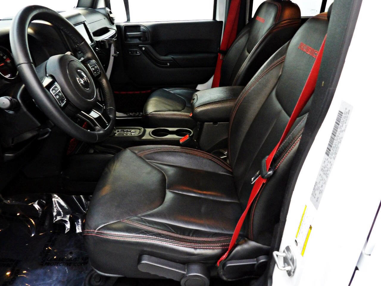 Used 2017 Jeep Wrangler Unlimited Rubicon image 8