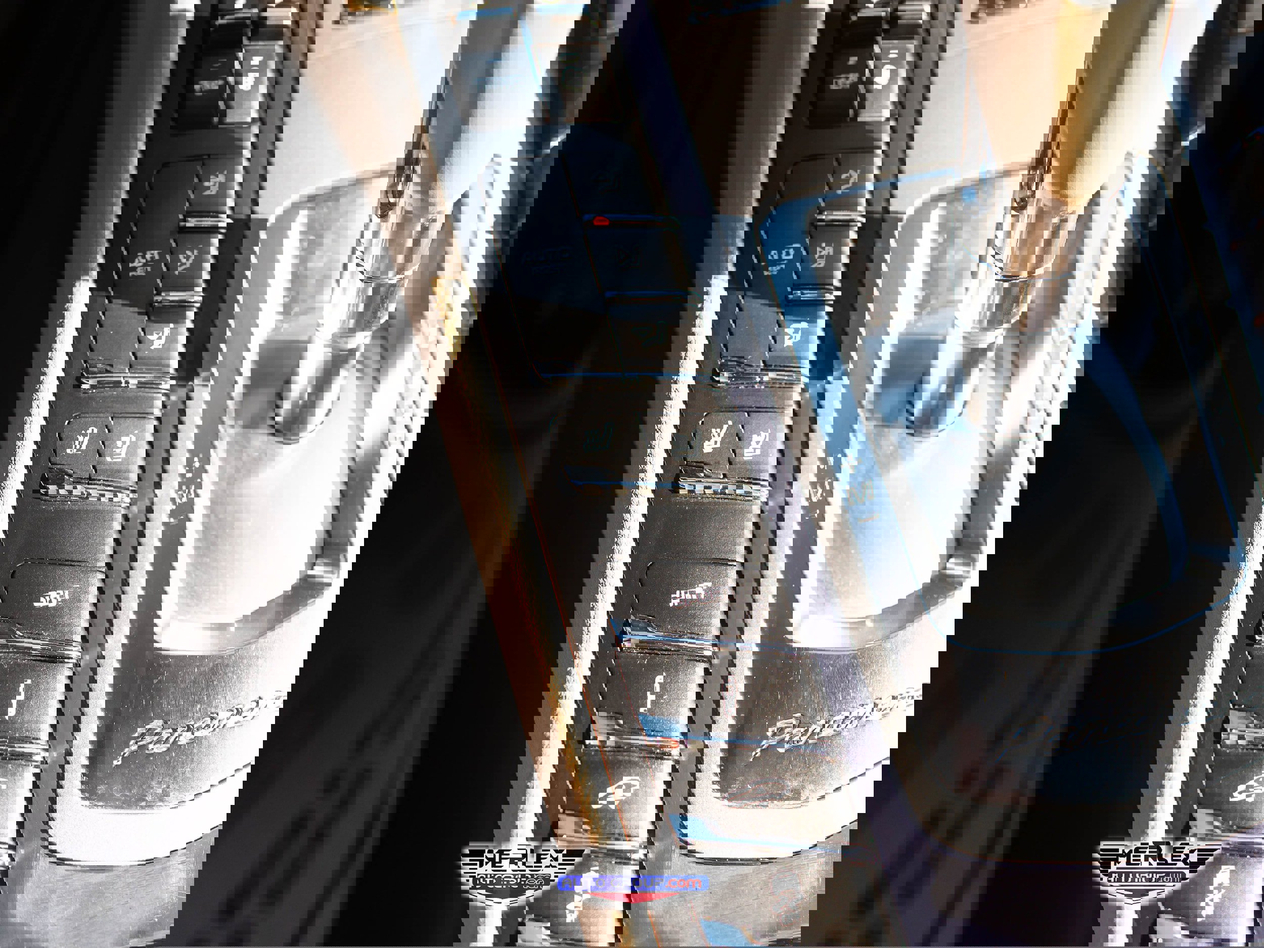 Used 2015 Porsche Panamera S w/ Premium Package Plus image 33