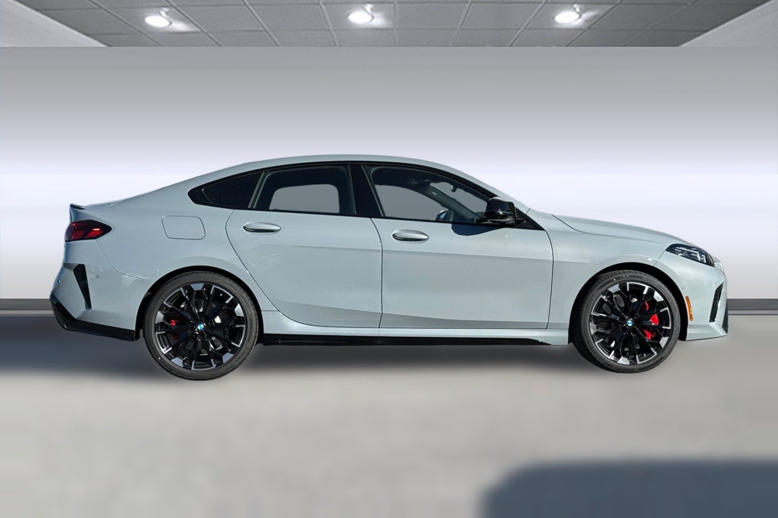 Used 2026 BMW M235i xDrive w/ Technology Package AWD/4WD image 8