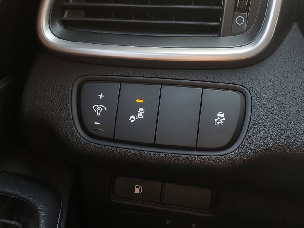 Used 2019 Kia Sorento S image 14