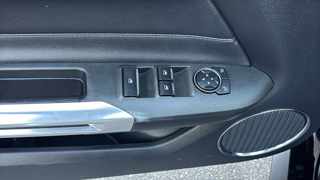 Used 2018 Ford Mustang GT Premium RWD image 11
