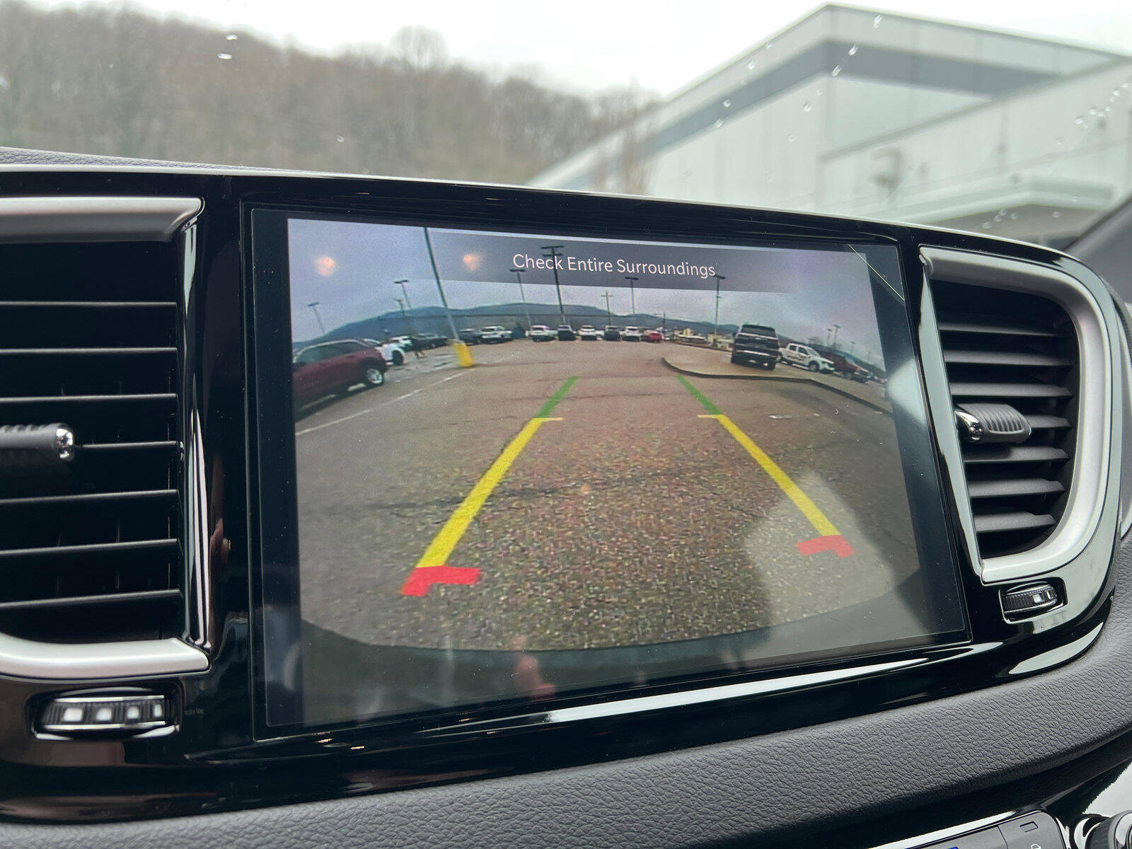 New 2026 Chrysler Voyager LX image 20