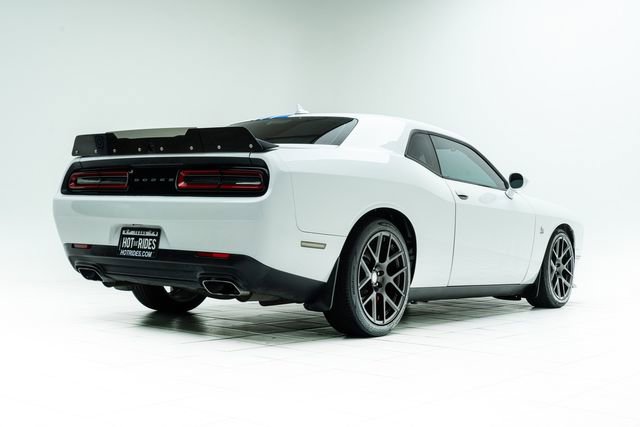 Used 2019 Dodge Challenger R/T Scat Pack w/ Shaker Package image 12