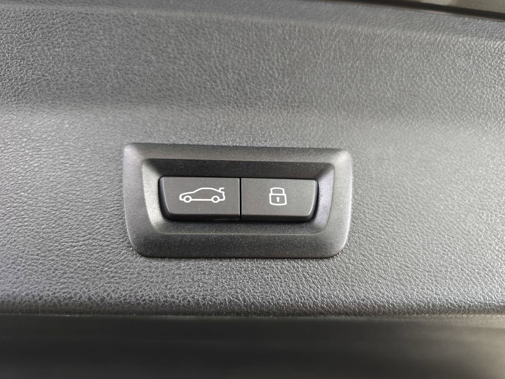 Certified 2024 BMW X3 sDrive30i w/ Convenience Package image 31