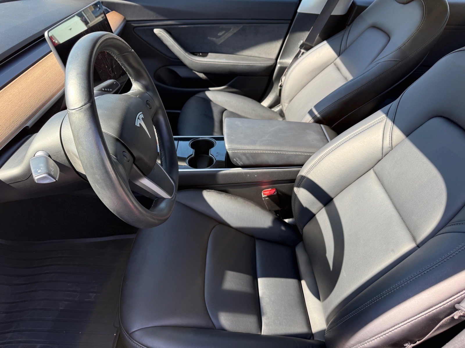 Used 2018 Tesla Model 3 image 11