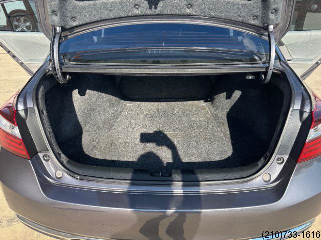 Used 2016 Honda Accord LX image 25