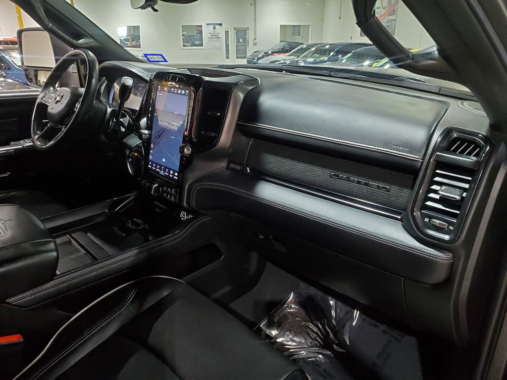 Used 2023 RAM 2500 Limited image 15