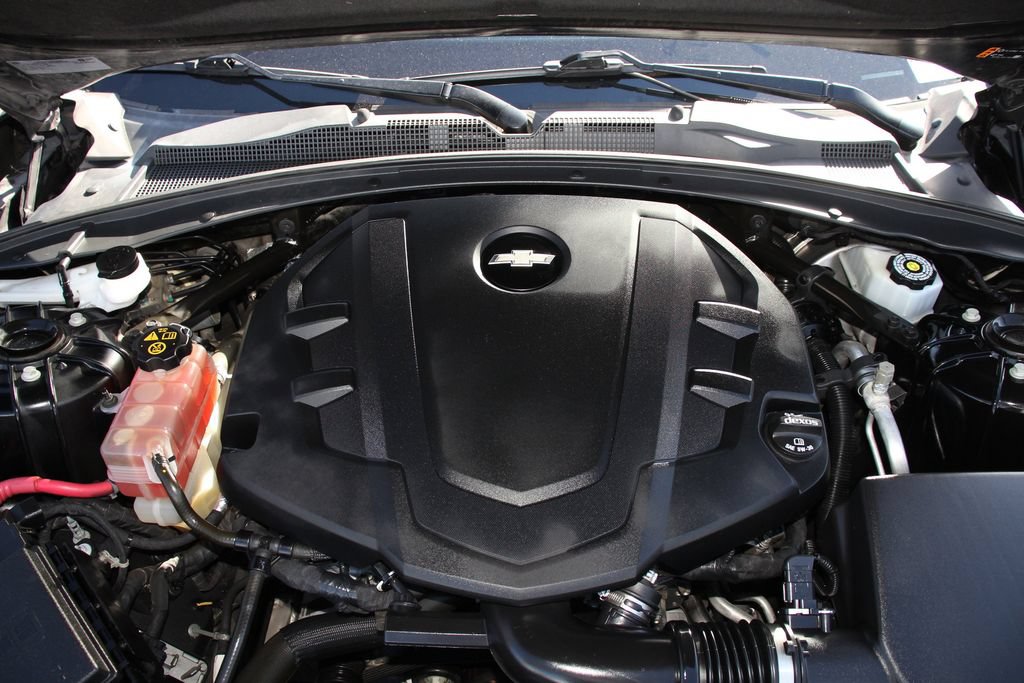 Used 2019 Chevrolet Camaro LT RWD image 27