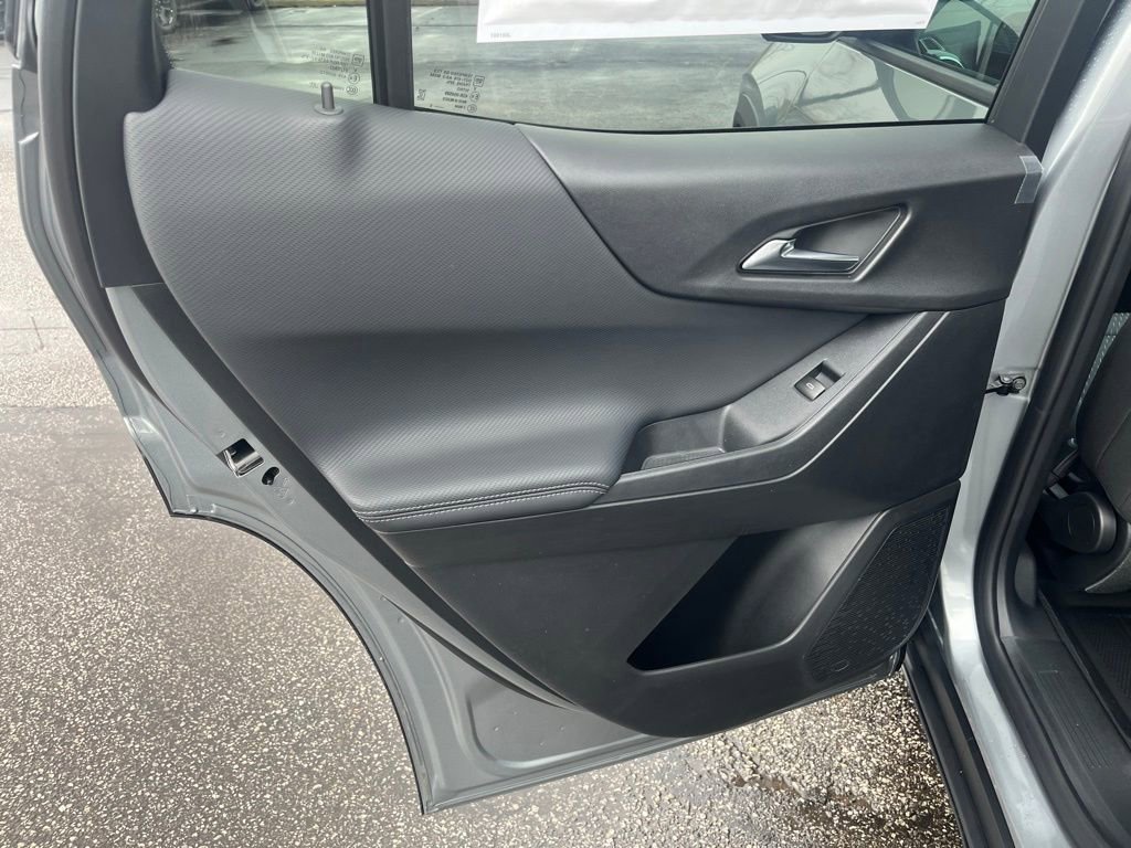 New 2026 Chevrolet Equinox LT w/ Safety and Technology Package image 24