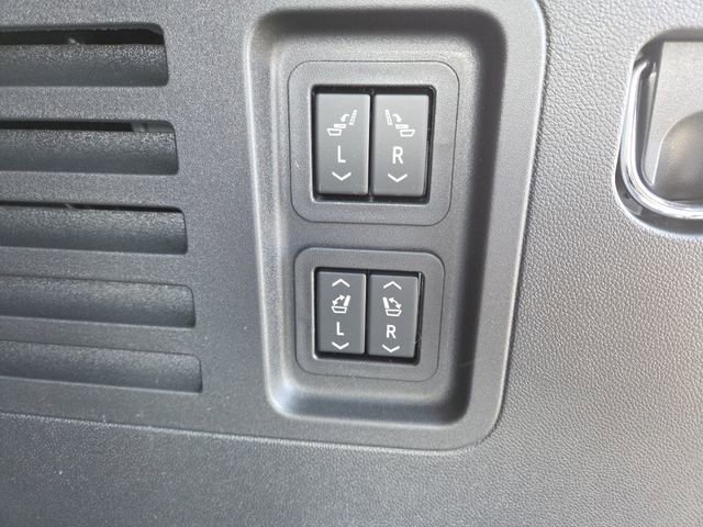 New 2026 Buick Enclave Preferred w/ Power Package image 18