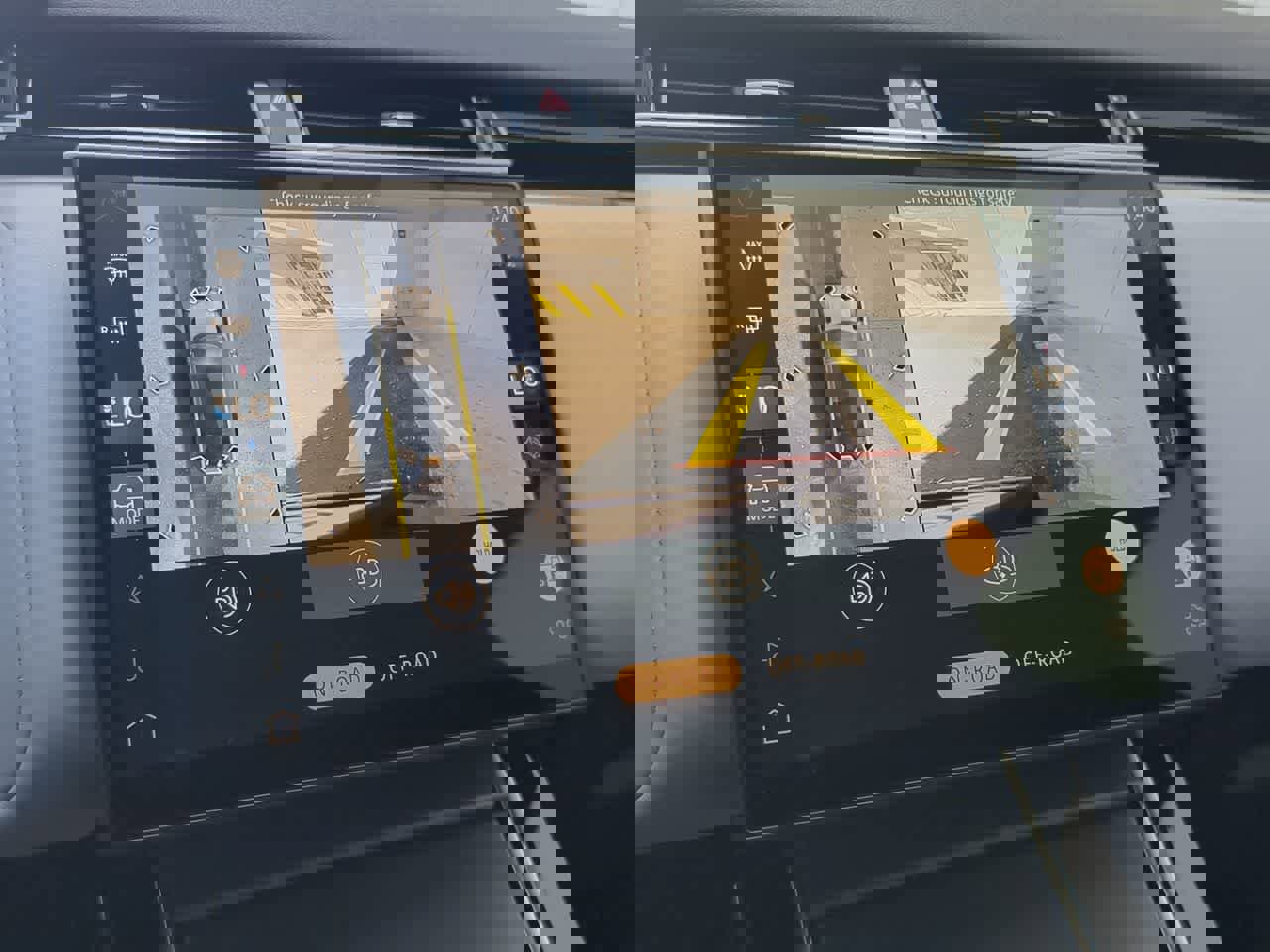 Used 2026 Land Rover Range Rover Velar S image 31