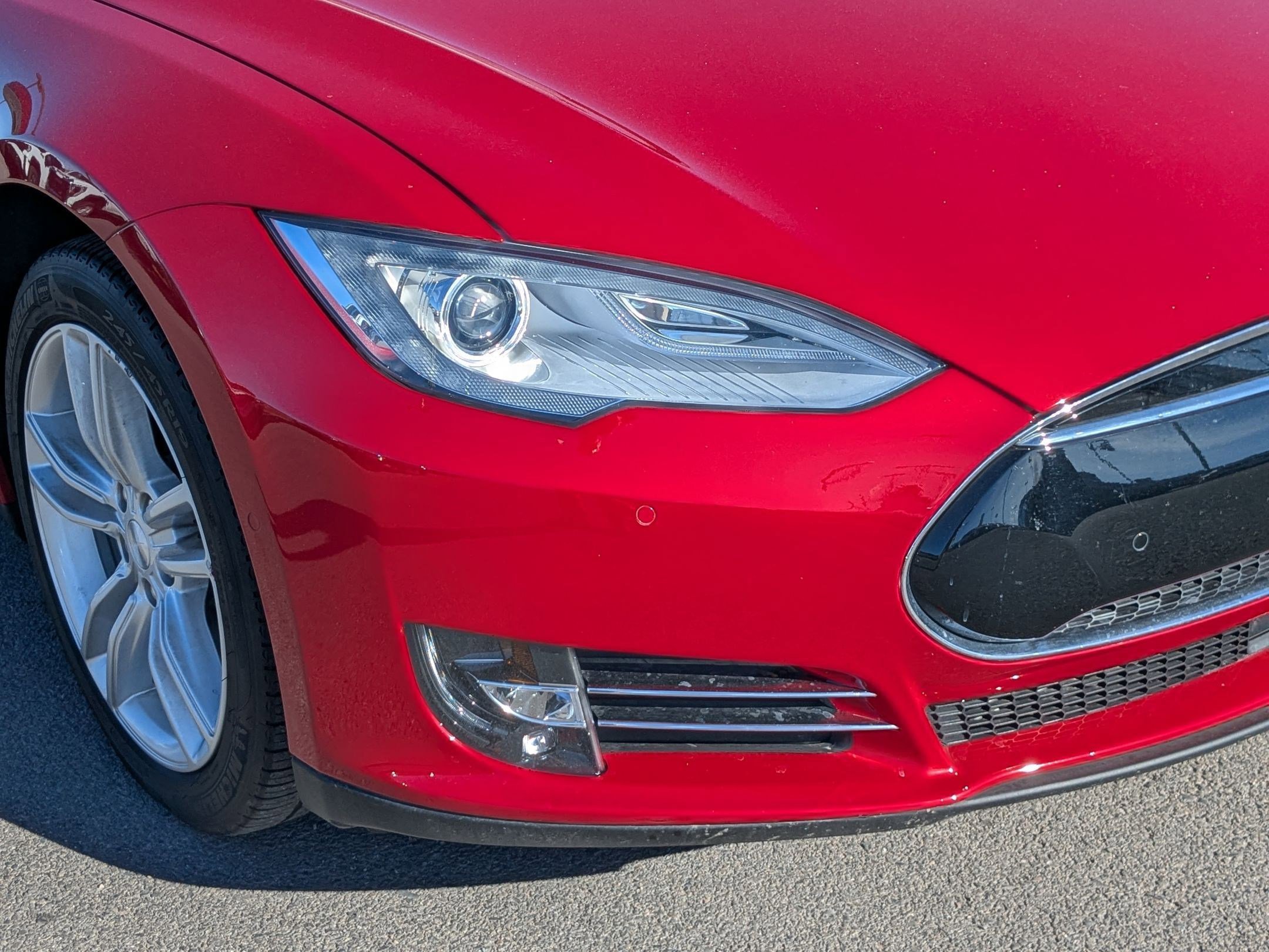 Used 2015 Tesla Model S 85D image 10