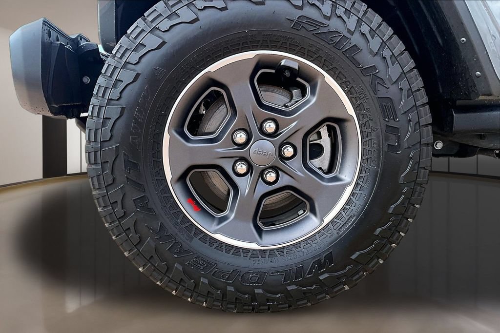 Used 2022 Jeep Gladiator Rubicon w/ Trailer Tow Package AWD/4WD image 8