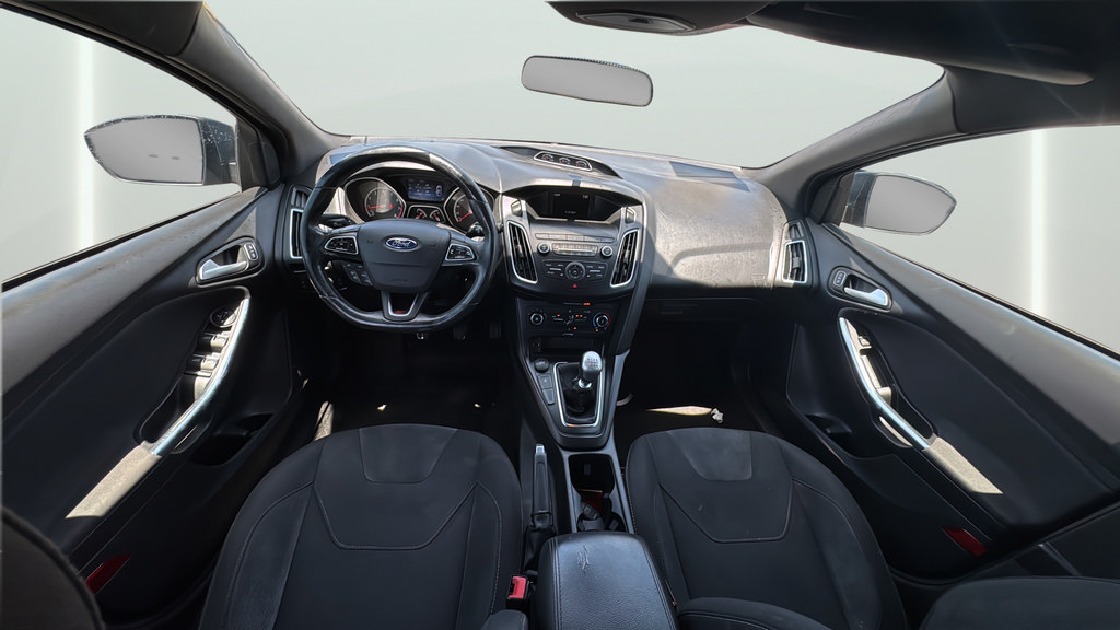 Used 2018 Ford Focus ST FWD image 32