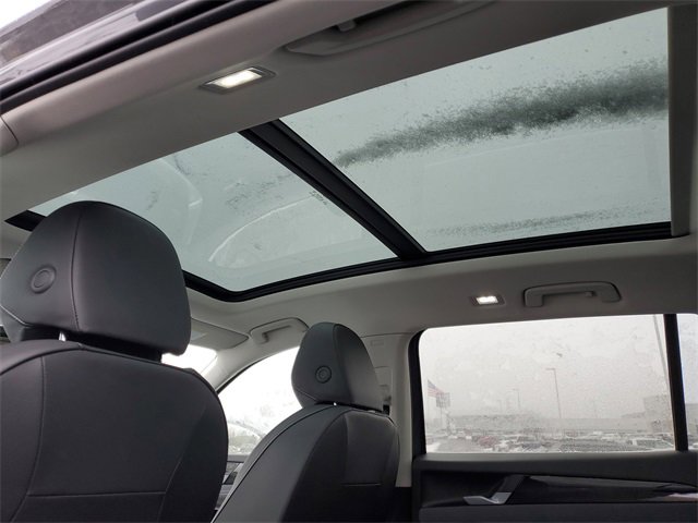 New 2026 Volkswagen Tiguan SE image 11