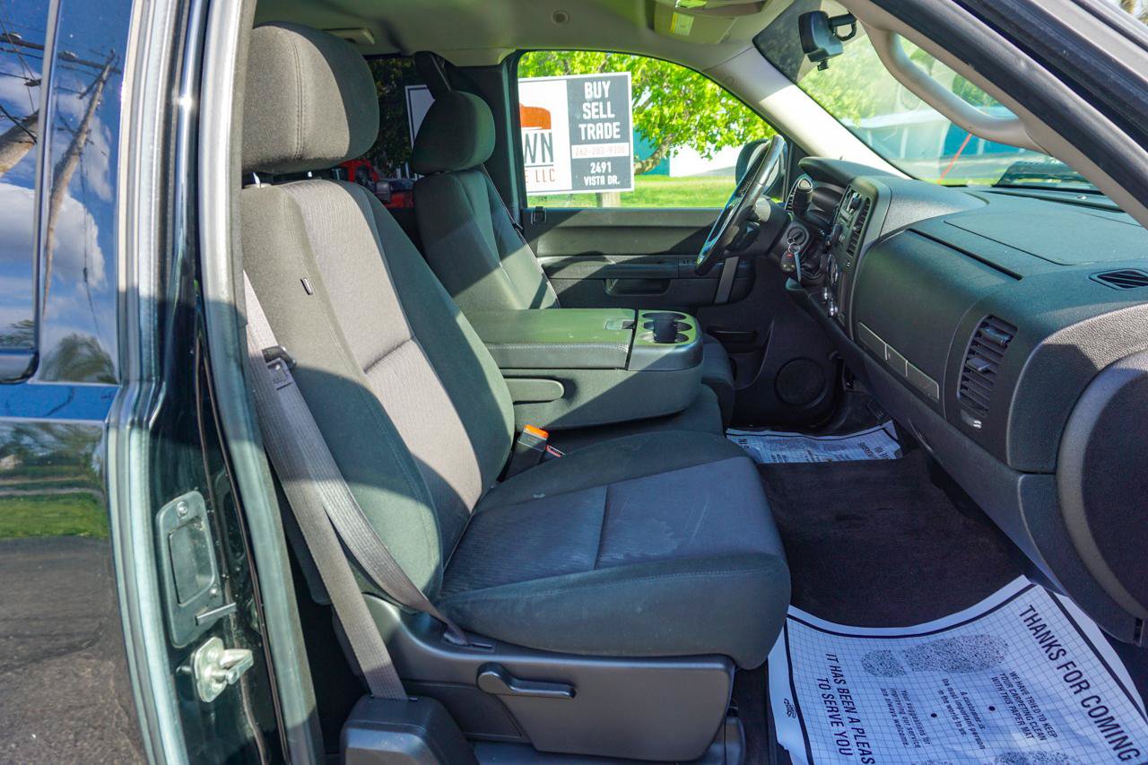 Used 2013 Chevrolet Silverado 1500 LT w/ All-Star Edition AWD/4WD image 22