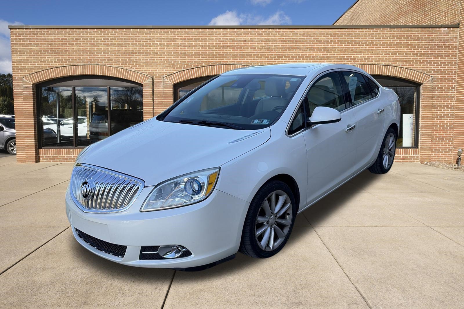 Used 2016 Buick Verano Leather w/ Experience Buick Package FWD image 8