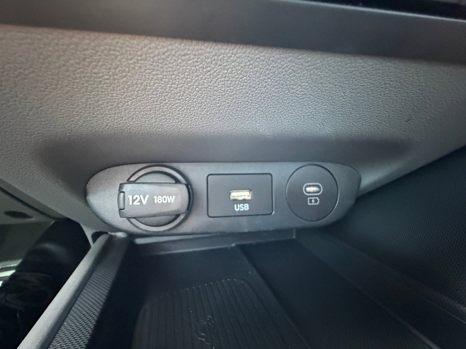 Certified 2025 Hyundai Elantra Sport FWD image 27