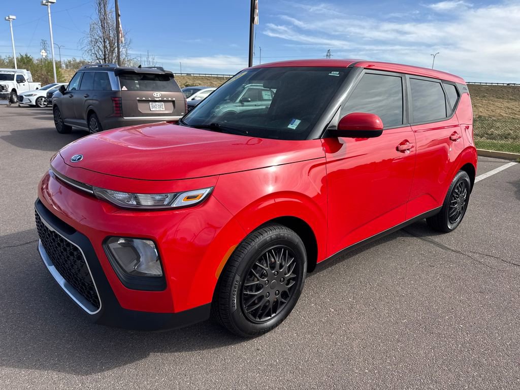 Used 2020 Kia Soul LX FWD image 2