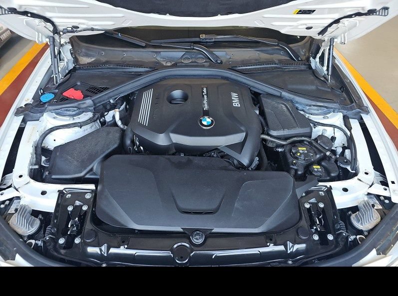 Used 2019 BMW 430i xDrive Coupe w/ M Sport Package AWD/4WD image 5