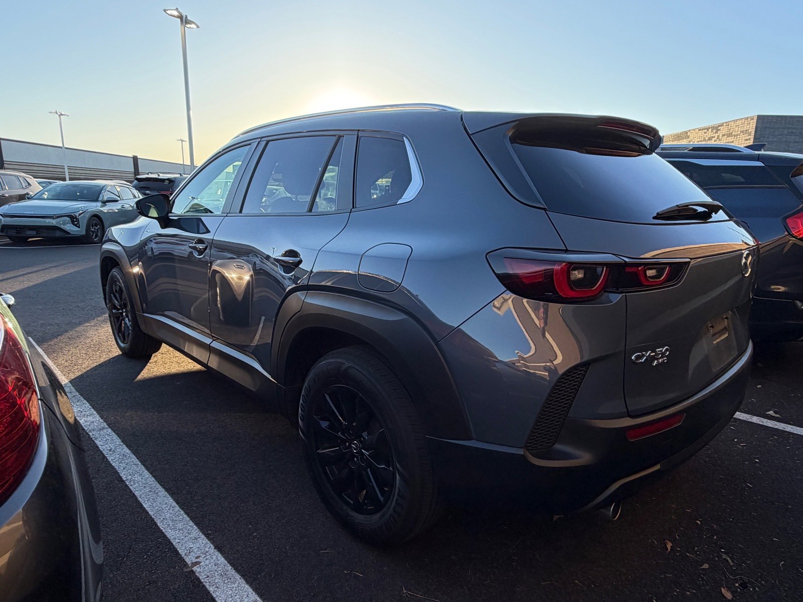 Used 2023 MAZDA CX-50 2.5 S w/ Preferred Plus Pkg AWD/4WD image 4