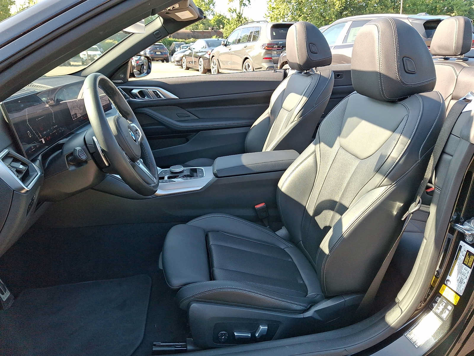 Used 2024 BMW 440i xDrive Convertible AWD/4WD image 11
