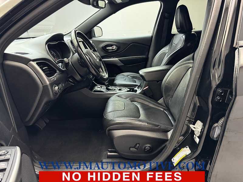 Used 2021 Jeep Cherokee Latitude Lux 80th Anniv w/ Quick Order Package 26U 80TH FWD image 13