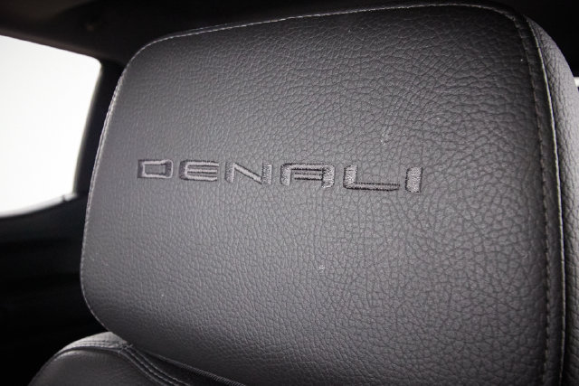 Used 2021 GMC Sierra 1500 Denali w/ Denali Ultimate Package AWD/4WD image 20