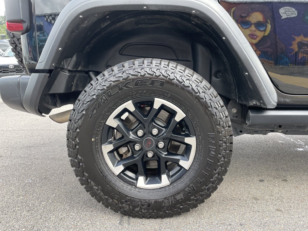Certified 2025 Jeep Wrangler Unlimited Rubicon AWD/4WD image 12