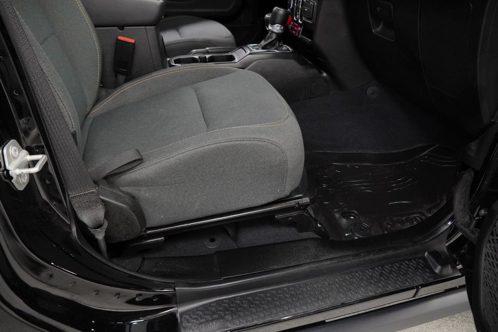 Used 2024 Jeep Wrangler Unlimited AWD/4WD image 51