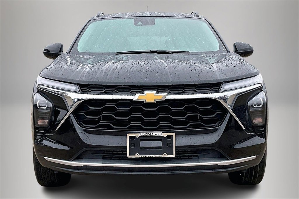 Used 2024 Chevrolet Trax LT image 3