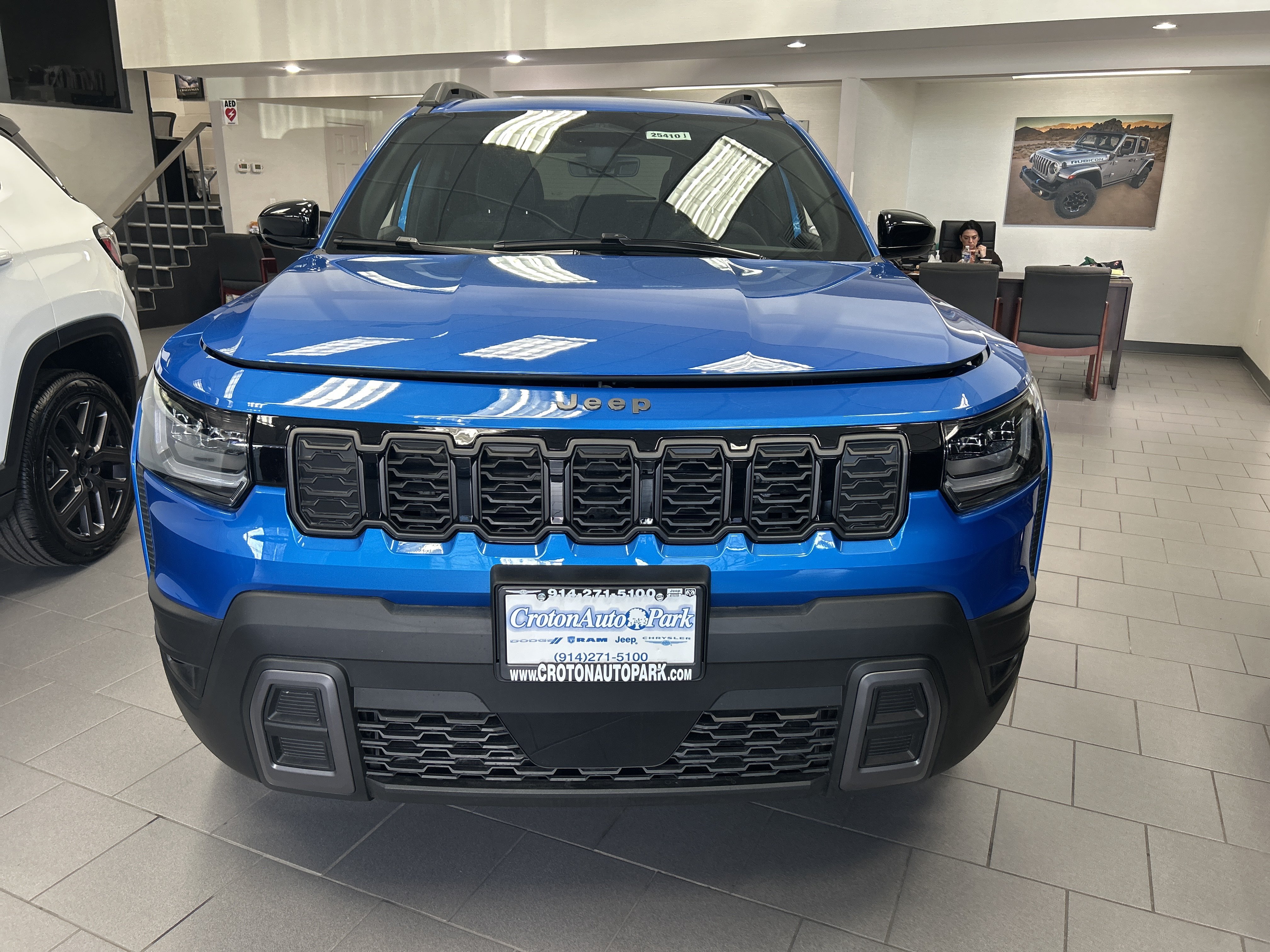 New 2026 Jeep Cherokee Laredo AWD/4WD image 2