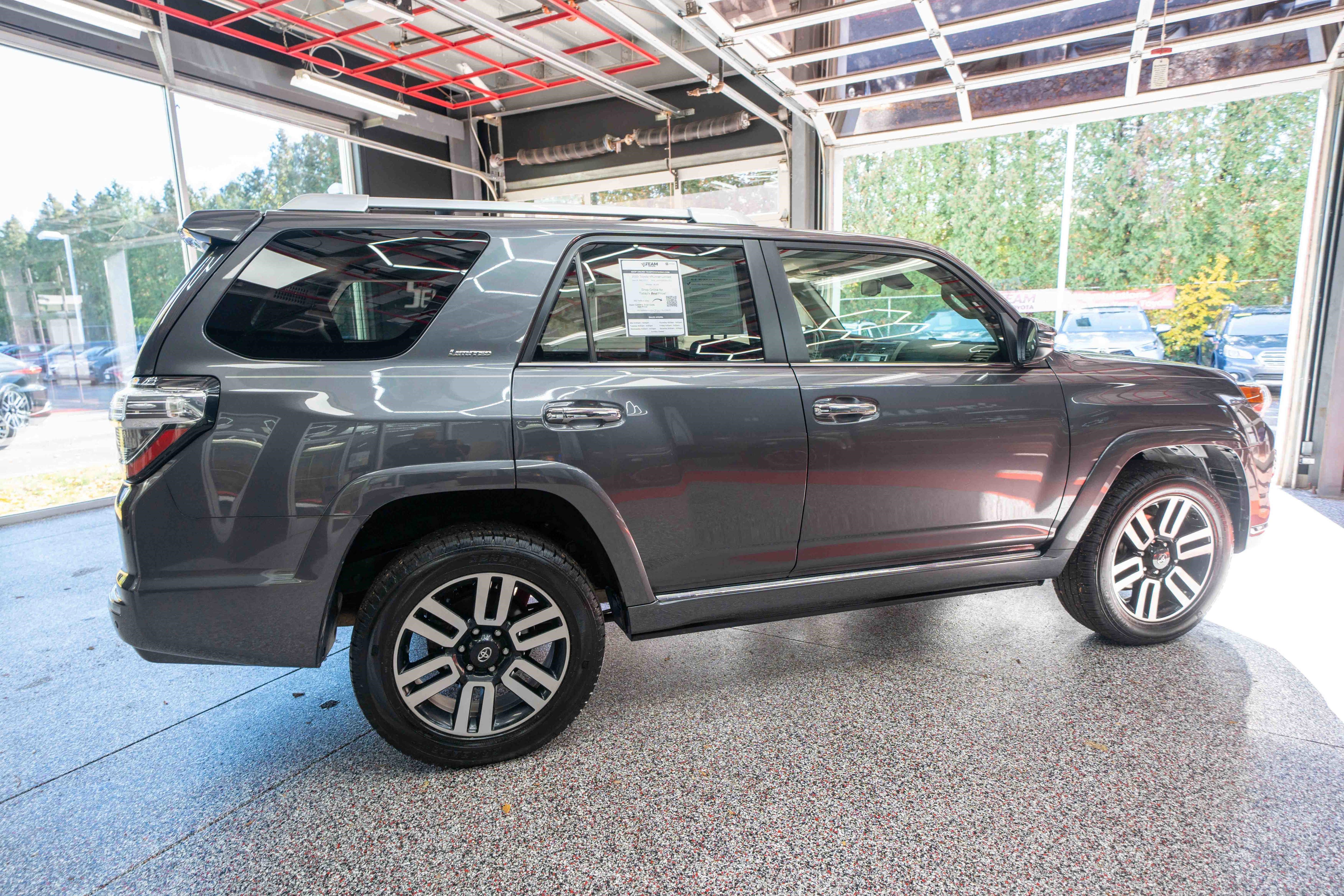 Used 2023 Toyota 4Runner Limited image 4