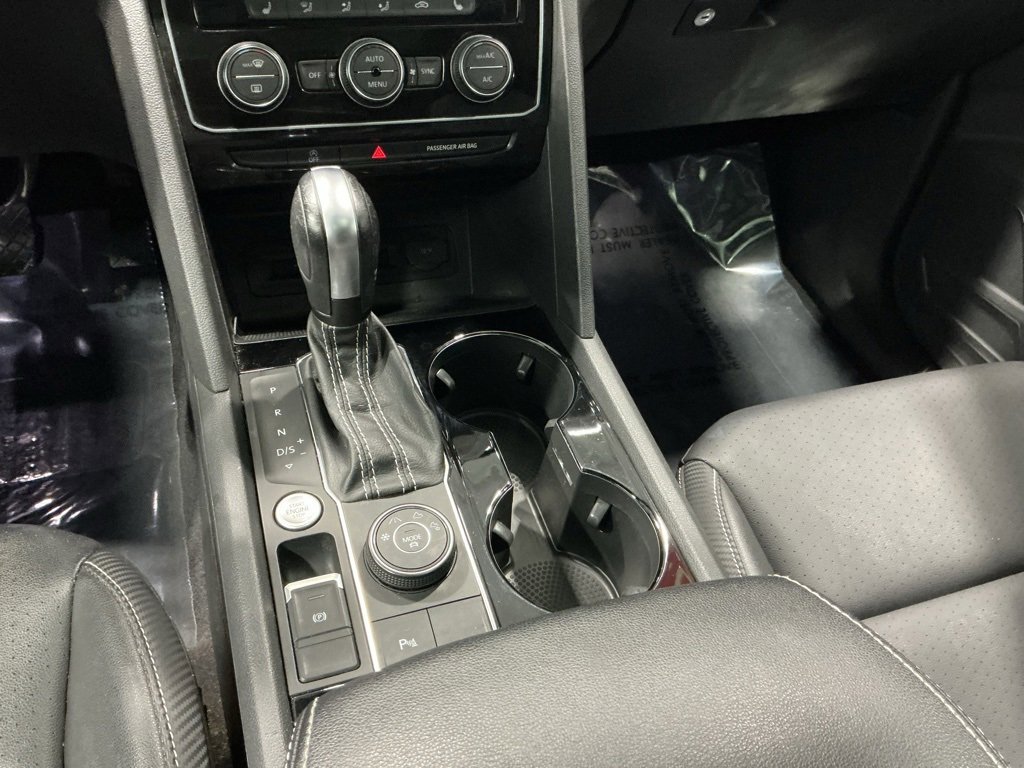 Used 2021 Volkswagen Atlas Cross Sport SEL image 16