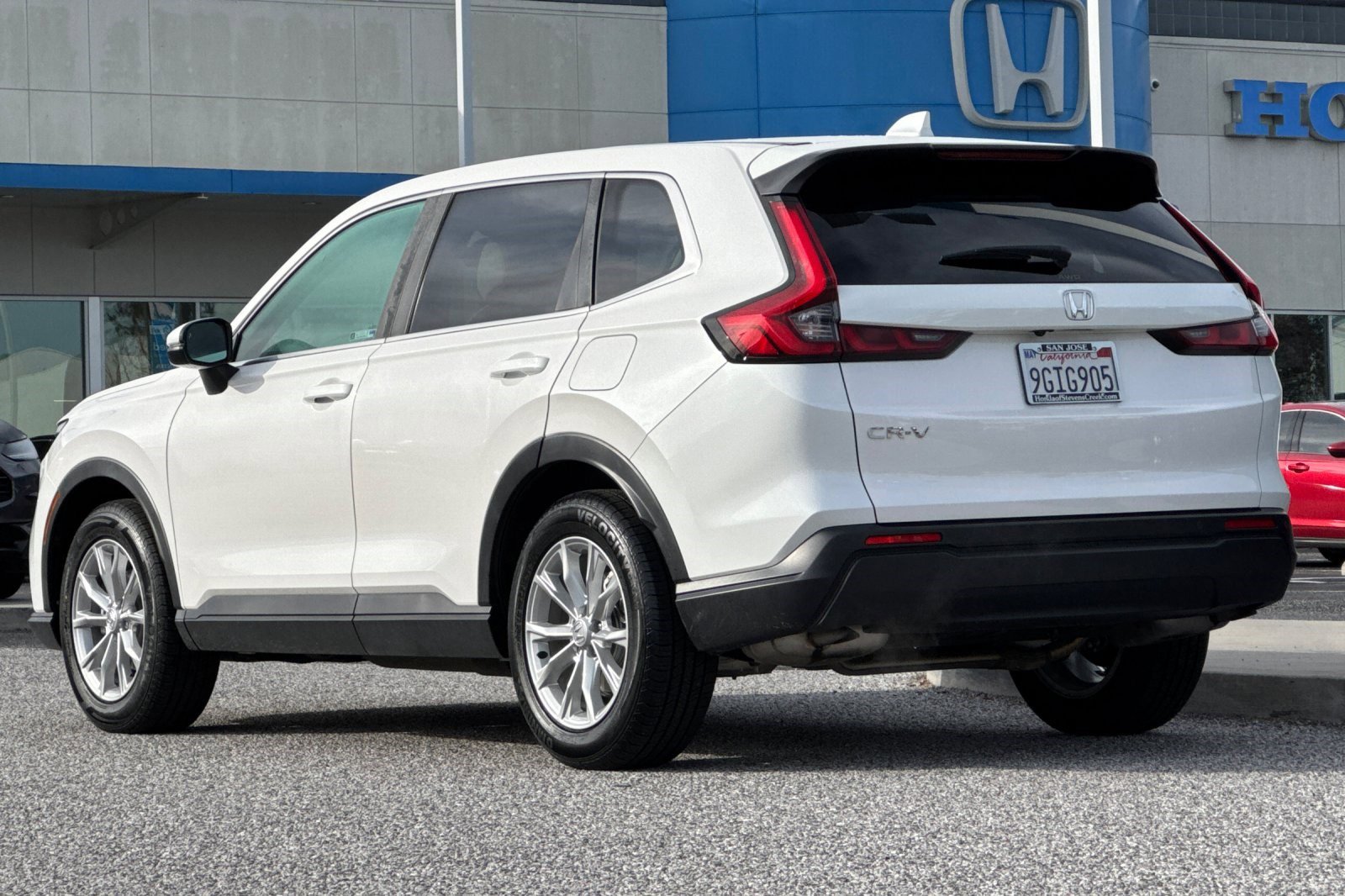 Used 2023 Honda CR-V EX-L image 3