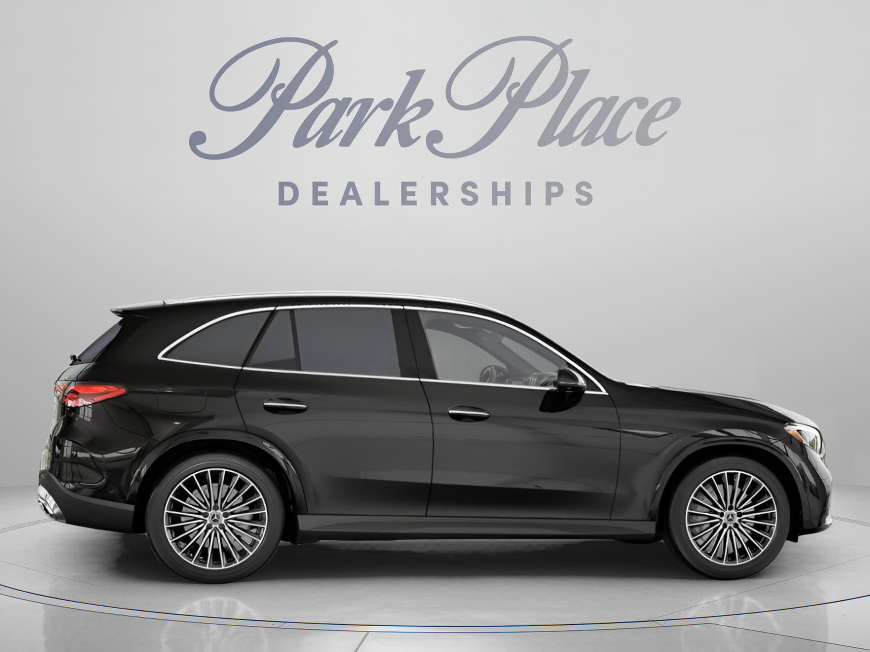 Certified 2023 Mercedes-Benz GLC 300 image 25