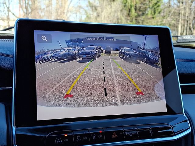 Used 2023 Jeep Compass Limited image 18