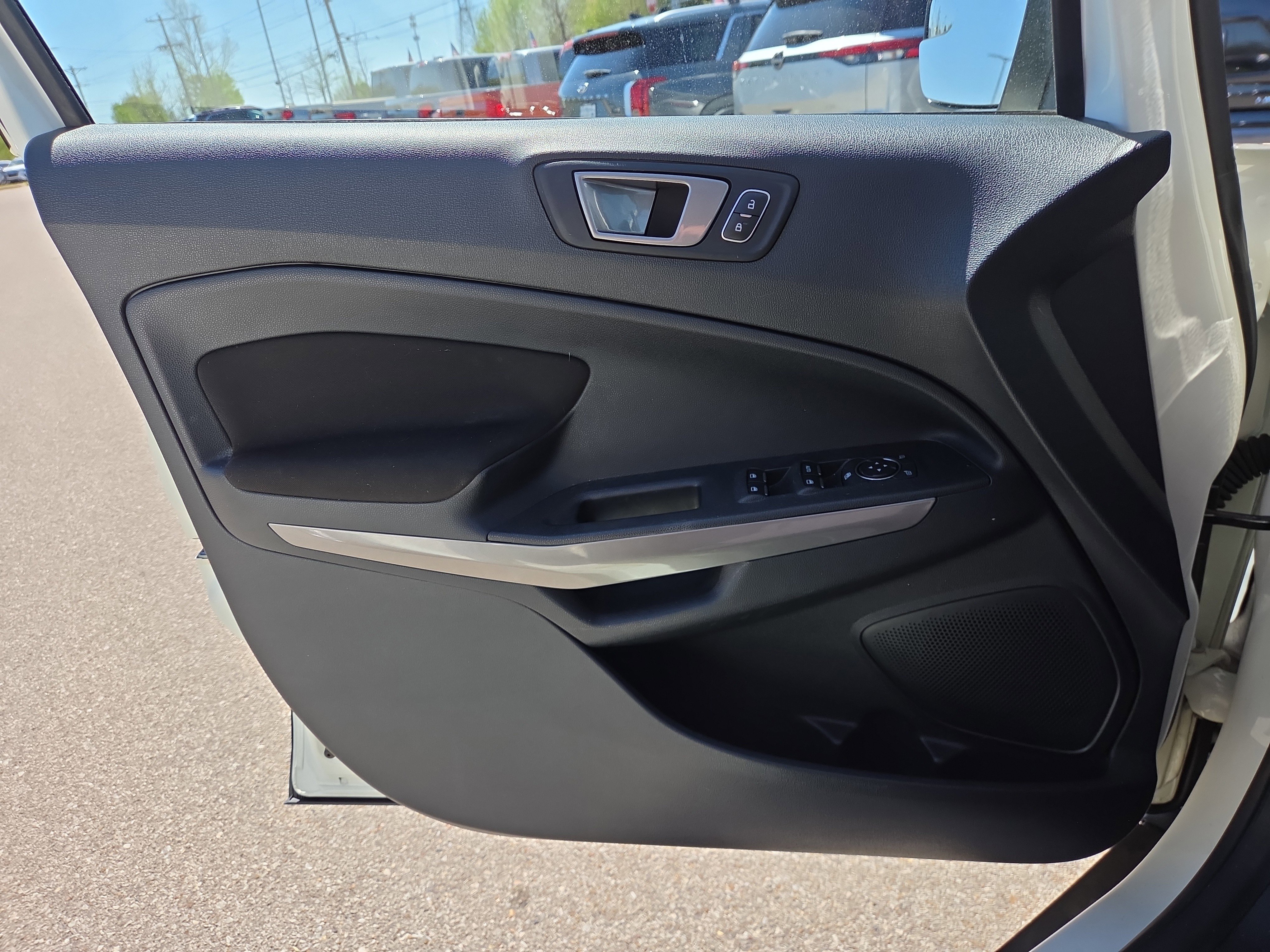 Used 2021 Ford EcoSport SE image 17