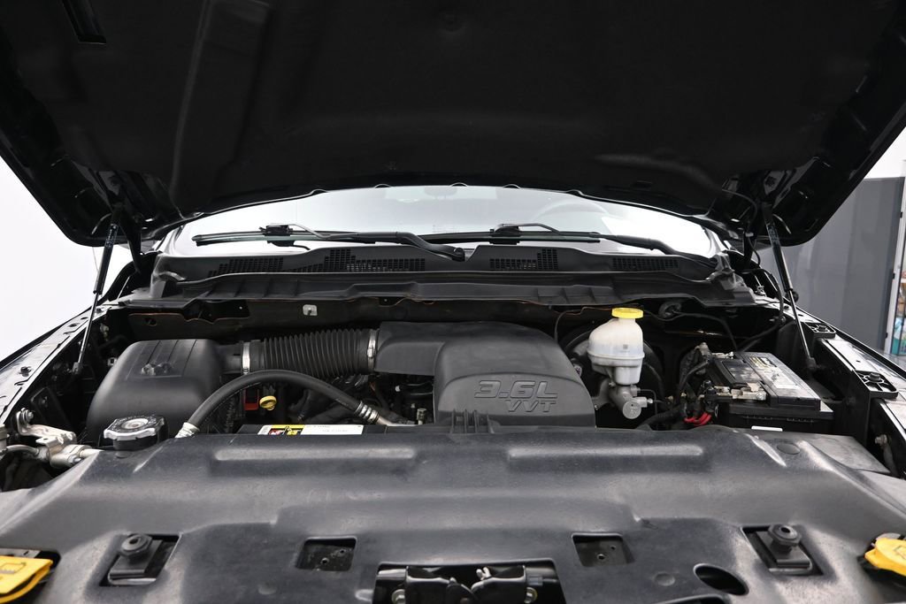 Used 2022 RAM 1500 Classic Warlock w/ Electronics Group AWD/4WD image 26