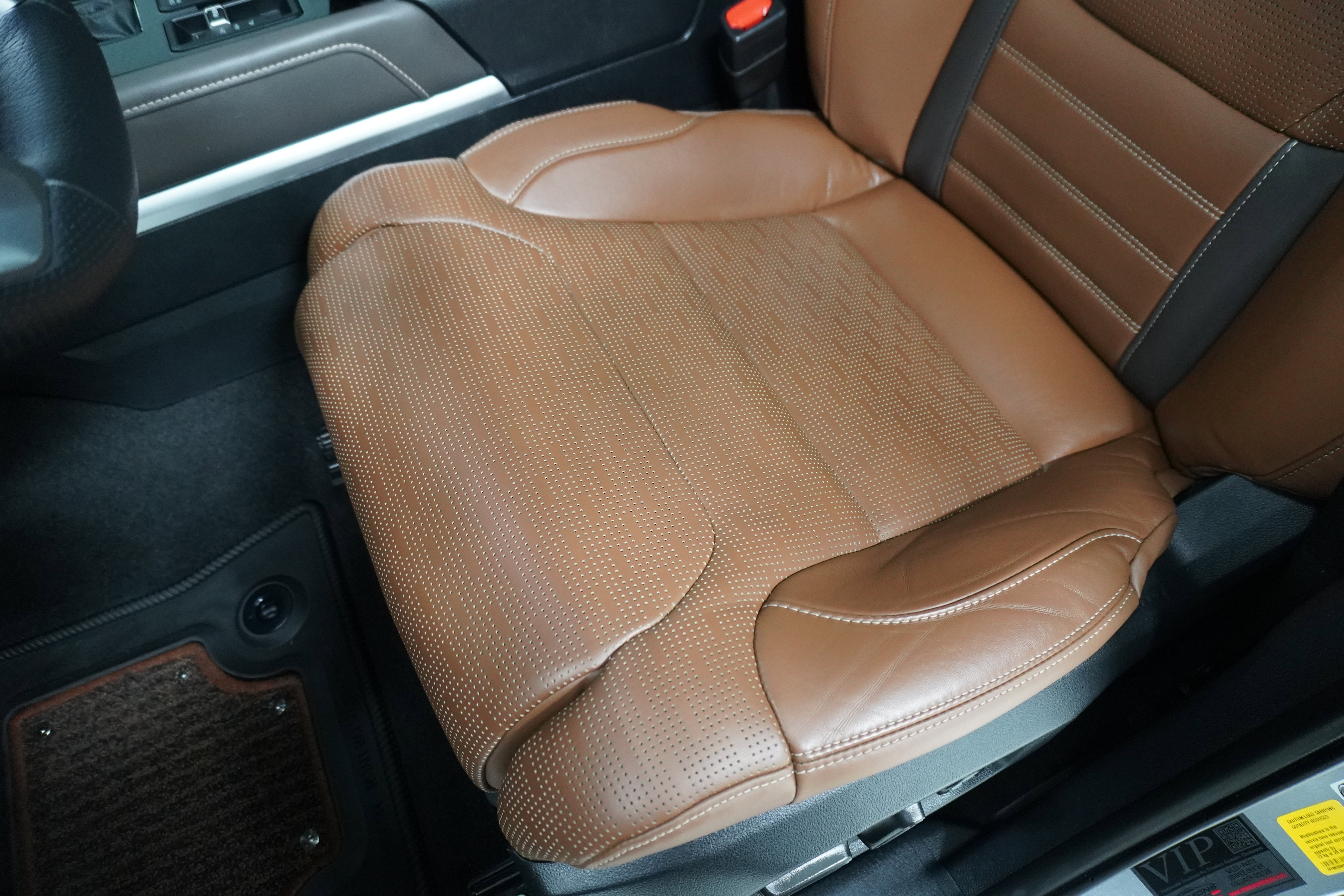 Used 2022 Toyota Tundra 1794 Edition image 13