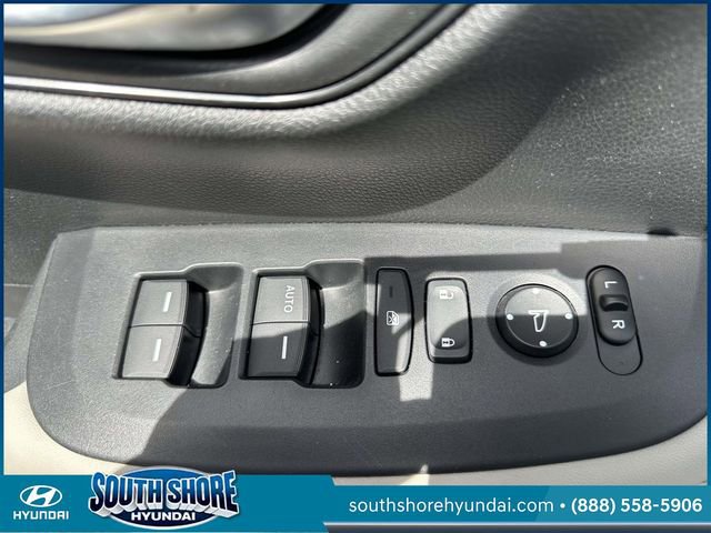 Used 2023 Honda HR-V LX image 18