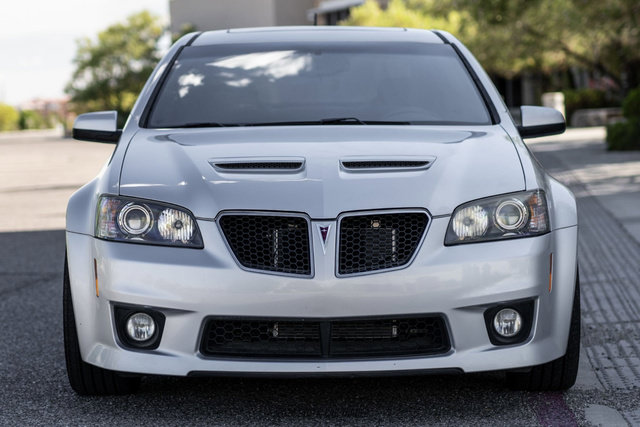 Used 2009 Pontiac G8 GXP RWD image 13