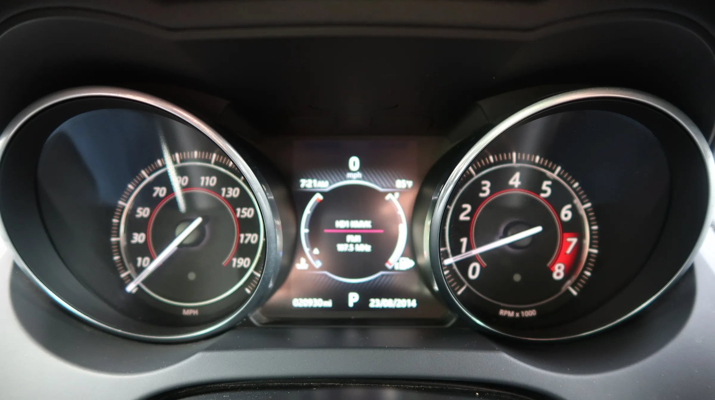 Used 2016 Jaguar F-TYPE Convertible RWD image 29