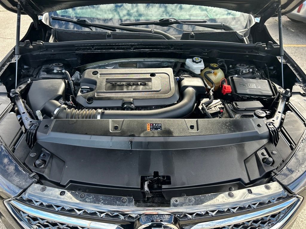 Used 2022 Buick Envision Avenir w/ Technology Package II image 23