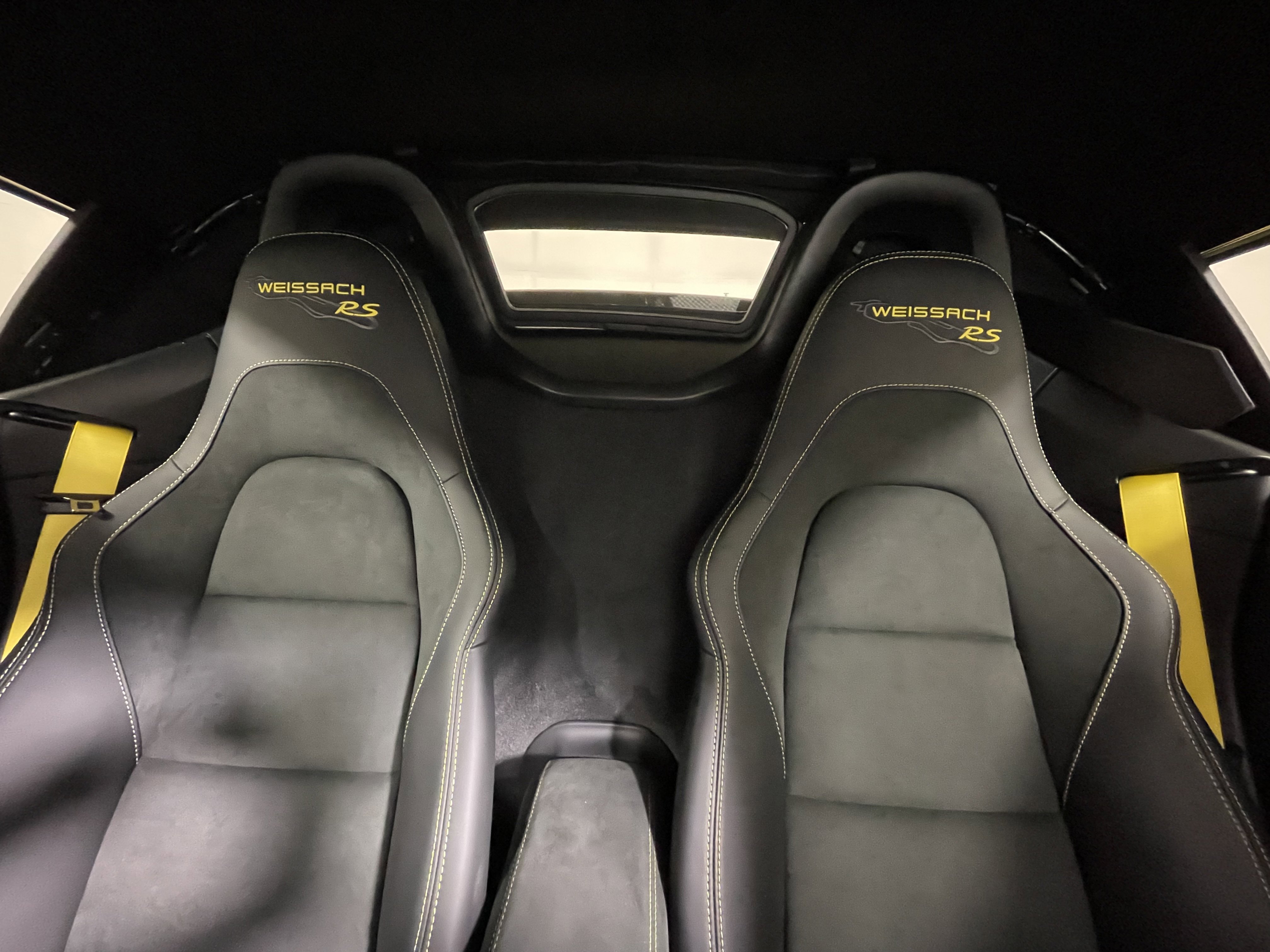 Certified 2025 Porsche 718 Boxster Spyder RS RWD image 16