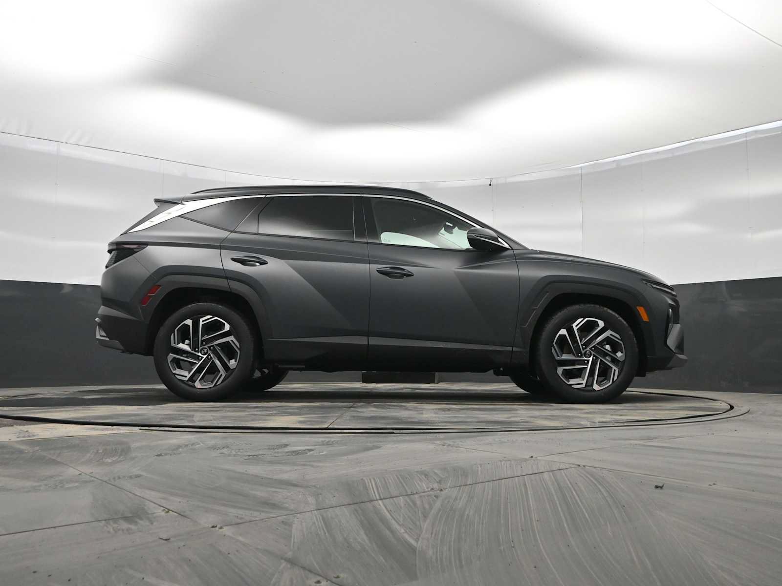 New 2026 Hyundai Tucson Limited FWD image 37