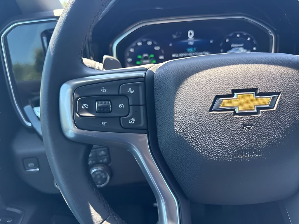 Used 2023 Chevrolet Silverado 1500 LTZ AWD/4WD image 14